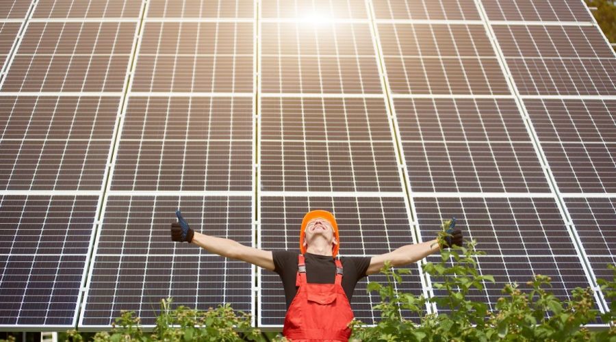 Megjelent a napelemes és fűtési rendszerek támogatásáról szóló pályázat tervezet!